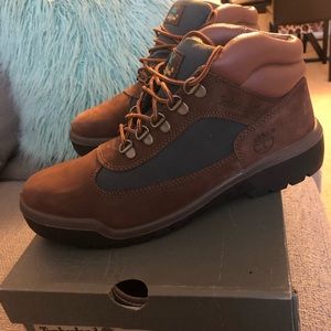 Men’s Timberland Boots in great Condition!!